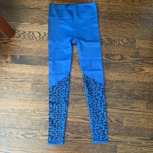 Size small Fabletics leggings